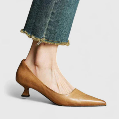 Pauline | Damen Spitz Zulaufende Niedriger Absatz Pumps Shorts