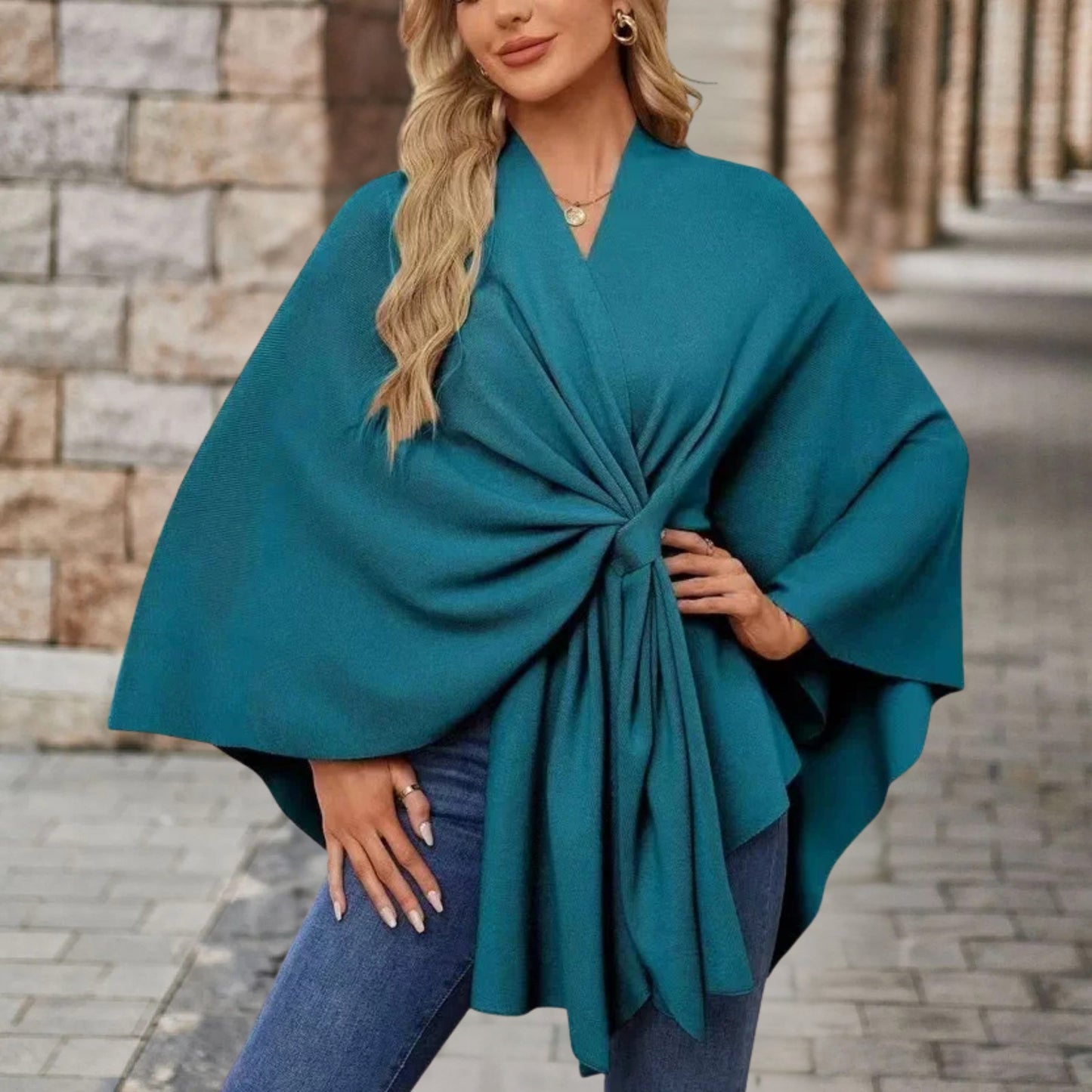 Veronika | Damen Oberteil im Cape-Stil mit Frontknoten