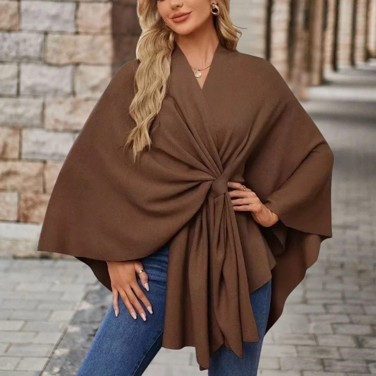 Veronika | Damen Oberteil im Cape-Stil mit Frontknoten